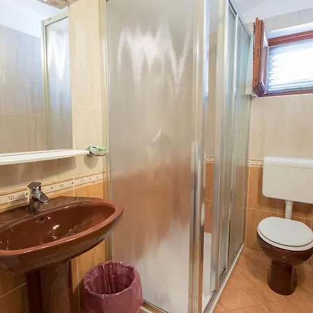 Apartment Rukoni? *